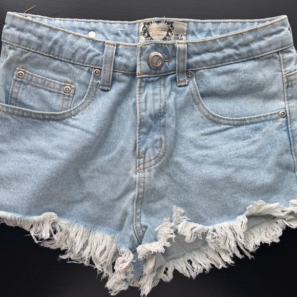 BOOGOO HIGH WAIST FRAY HEM FLOATY JEAN SHORTS Light Blue Frayed Denim Shorts - Picture 5 of 7
